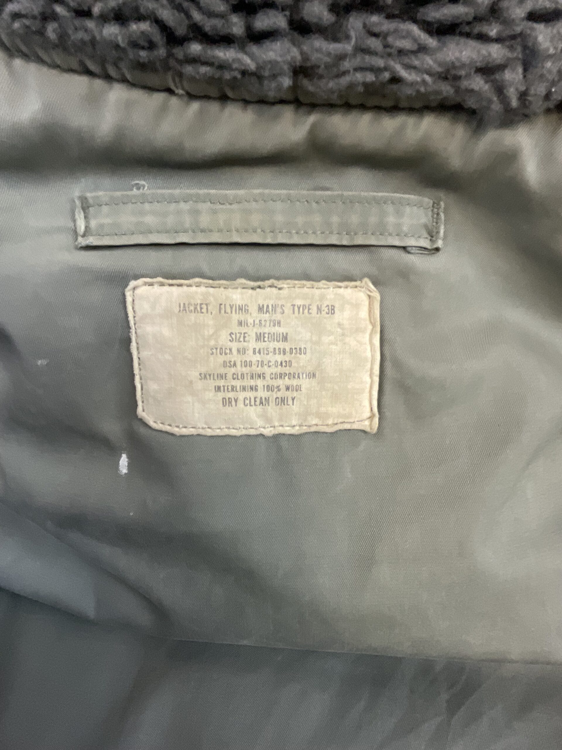 US USAF N3B Flying Jacket Size Medium Vintage US USAF N3B Flying Jacket Size Medium Vintage