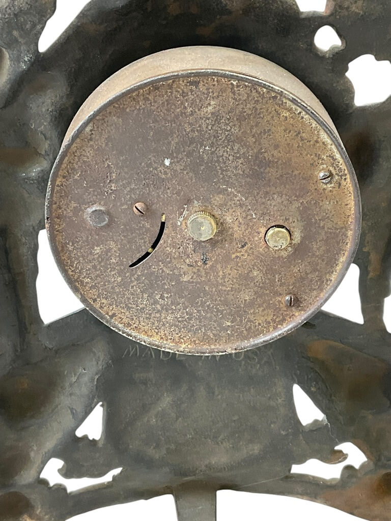 WW1 Canadian Cast Iron Patriotic Mantel Clock WW1 Canadian Cast Iron Patriotic Mantel Clock