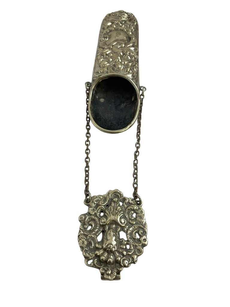 Repousse Spectacles Holder Chatelaine Clip Sterling Silver Hallmarked Repousse Spectacles Holder Chatelaine Clip Sterling Silver Hallmarked