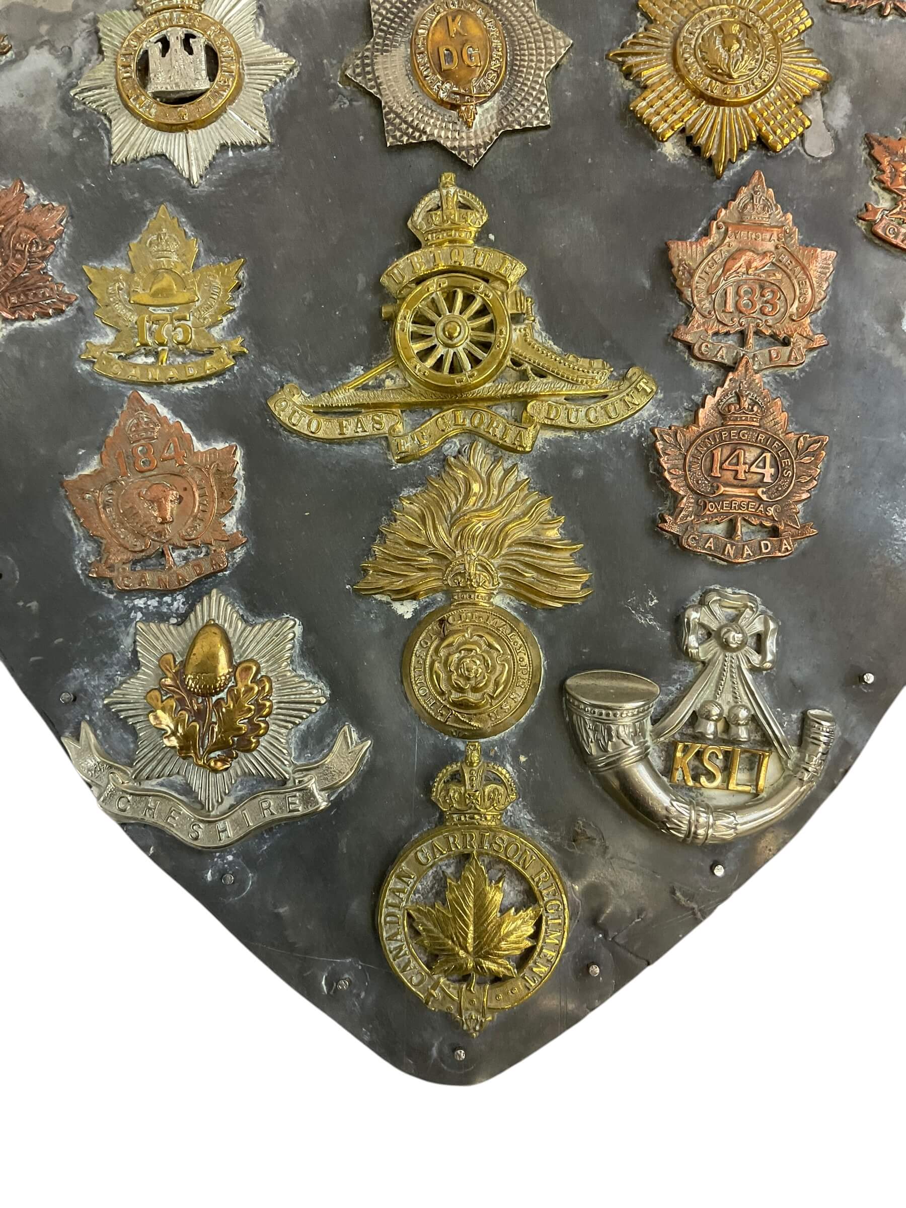 WW1 Canadian British Cap Badge Memorial Plaque WW1 Canadian British Cap Badge Memorial Plaque