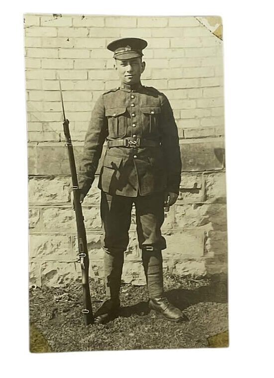 WW1 Canadian CEF Picture Postcard 4.5 X 3 Inches WW1 Canadian CEF Picture Postcard 4.5 X 3 Inches