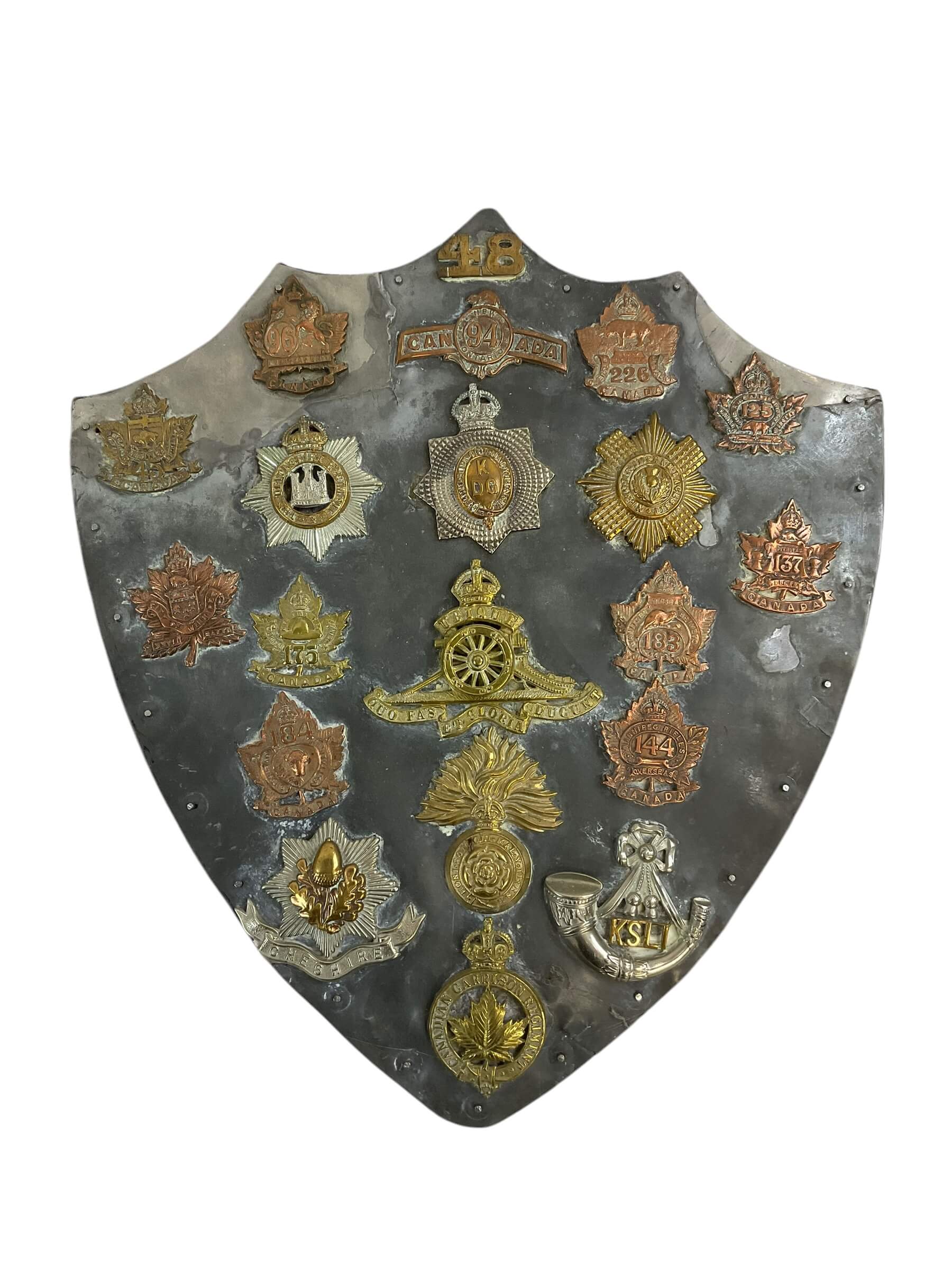 WW1 Canadian British Cap Badge Memorial Plaque WW1 Canadian British Cap Badge Memorial Plaque