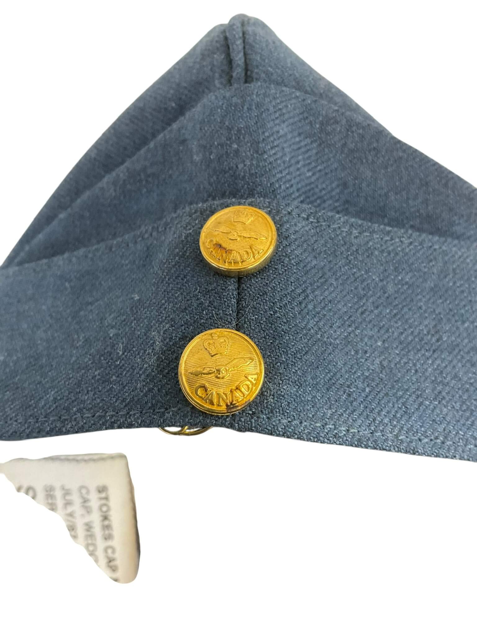 Canadian RCAF Administration Officers Wedge Cap and Insignia Size 8 Canadian RCAF Administration Officers Wedge Cap and Insignia Size 8