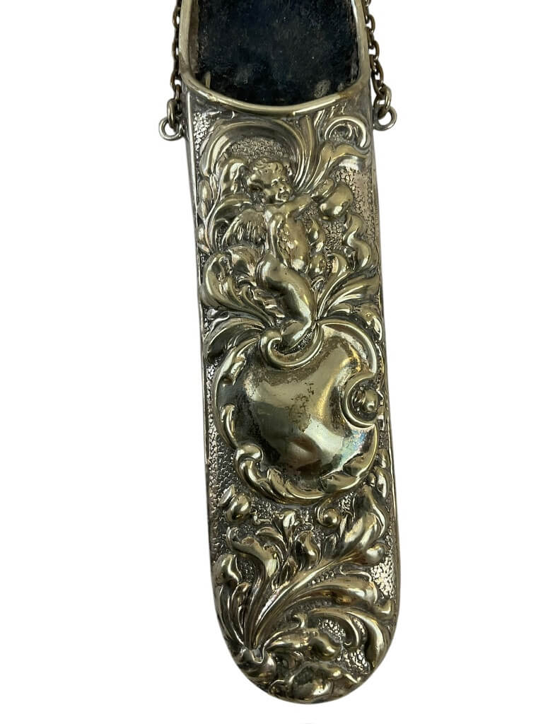 Repousse Spectacles Holder Chatelaine Clip Sterling Silver Hallmarked Repousse Spectacles Holder Chatelaine Clip Sterling Silver Hallmarked