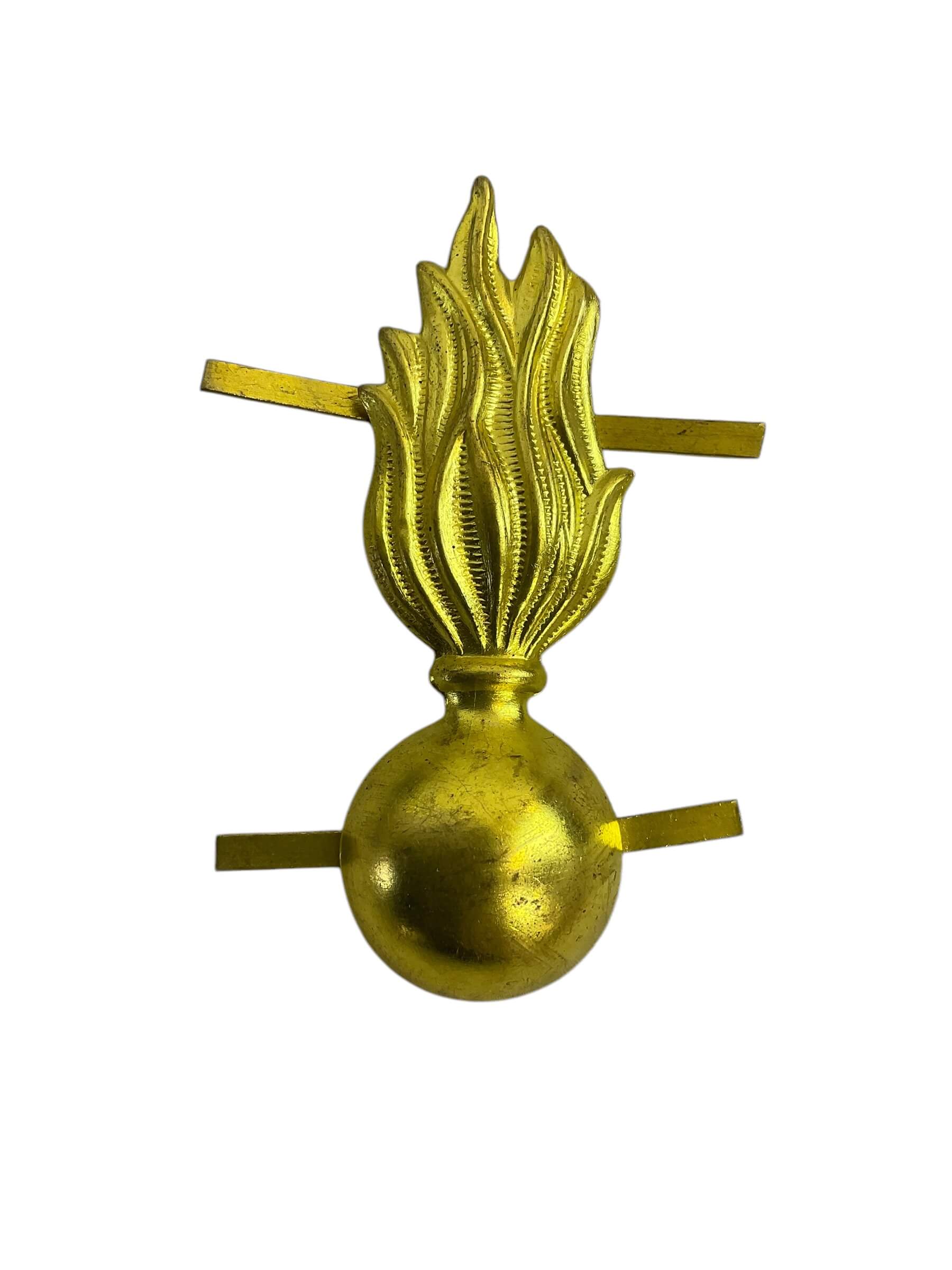 WW2 Italian Army Colonial Grenadiers Tropical Pith Helmet Cap Badge WW2 Italian Army Colonial Grenadiers Tropical Pith Helmet Cap Badge