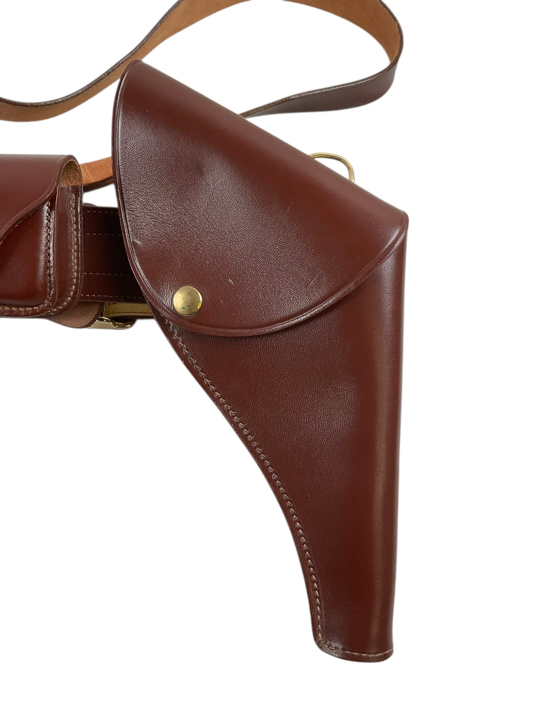 Royal Canadian Mounted Police RCMP Sam Browne With Holster, Ammo Pouch And Handcuff Case Royal Canadian Mounted Police RCMP Sam Browne With Holster, Ammo Pouch And Handcuff Case