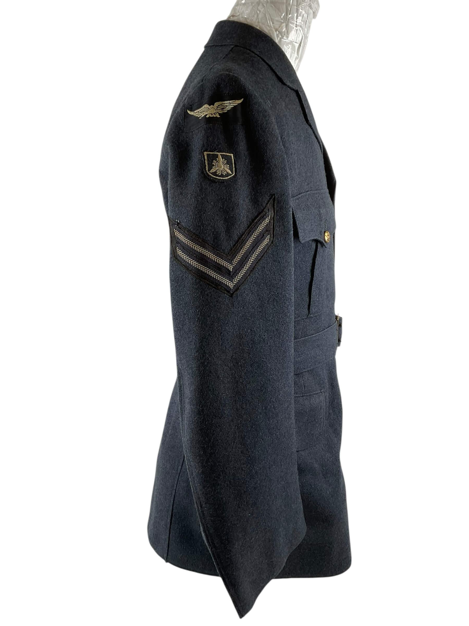 WW2 Canadian RCAF Corporals Tunic Named 1942 Dated WW2 Canadian RCAF Corporals Tunic Named 1942 Dated