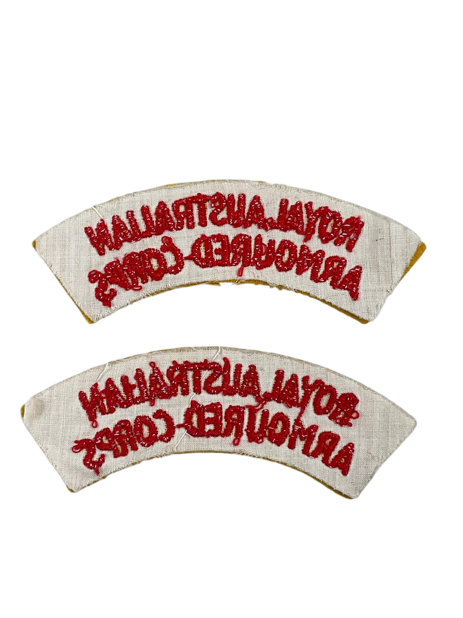 Royal Australian Armoured Corps Shoulder Titles Insignia Pair Royal Australian Armoured Corps Shoulder Titles Insignia Pair