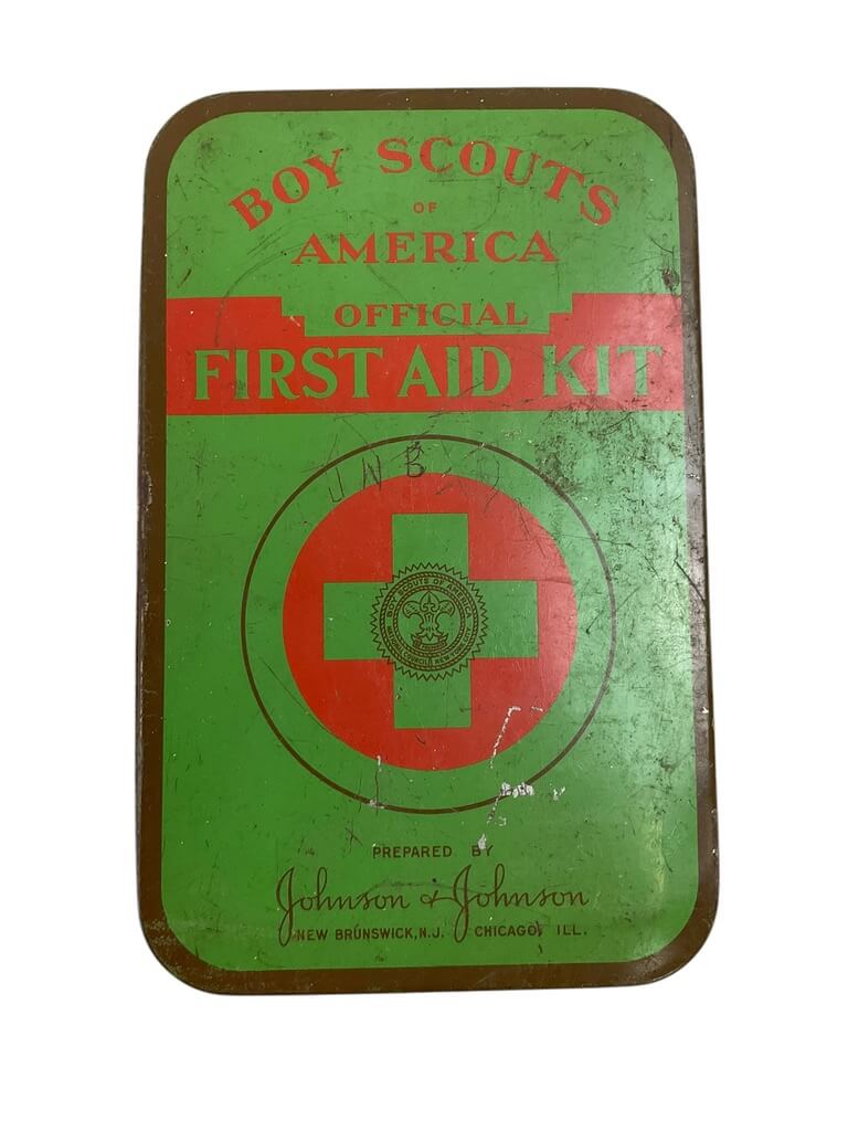 WW2 US Boy Scouts of America First Aid Kit In Metal Tin With Contents WW2 US Boy Scouts of America First Aid Kit In Metal Tin With Contents