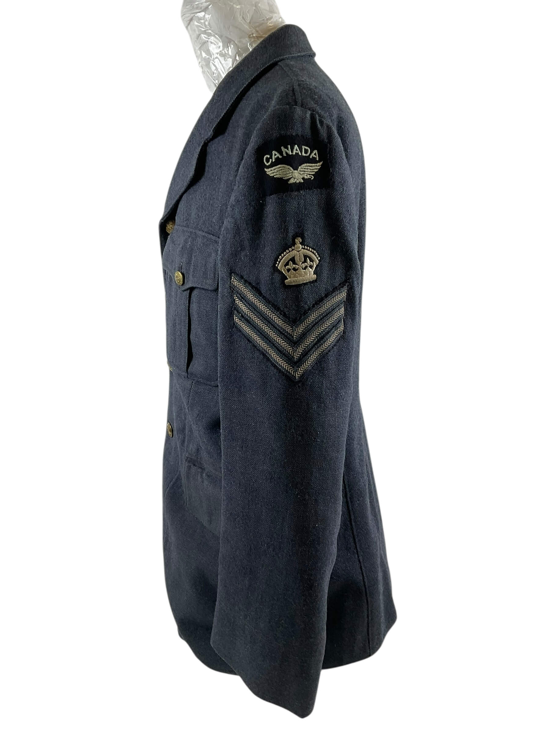 WW2 Canadian RCAF Flight Sergeant Wireless Operator 4 Pocket Service Dress Jacket Size 24 WW2 Canadian RCAF Flight Sergeant Wireless Operator 4 Pocket Service Dress Jacket Size 24