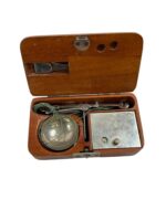 Travelling Medal Weight Scale With Weights and Twister In Original Wooden Box Travelling Medal Weight Scale With Weights and Twister In Original Wooden Box