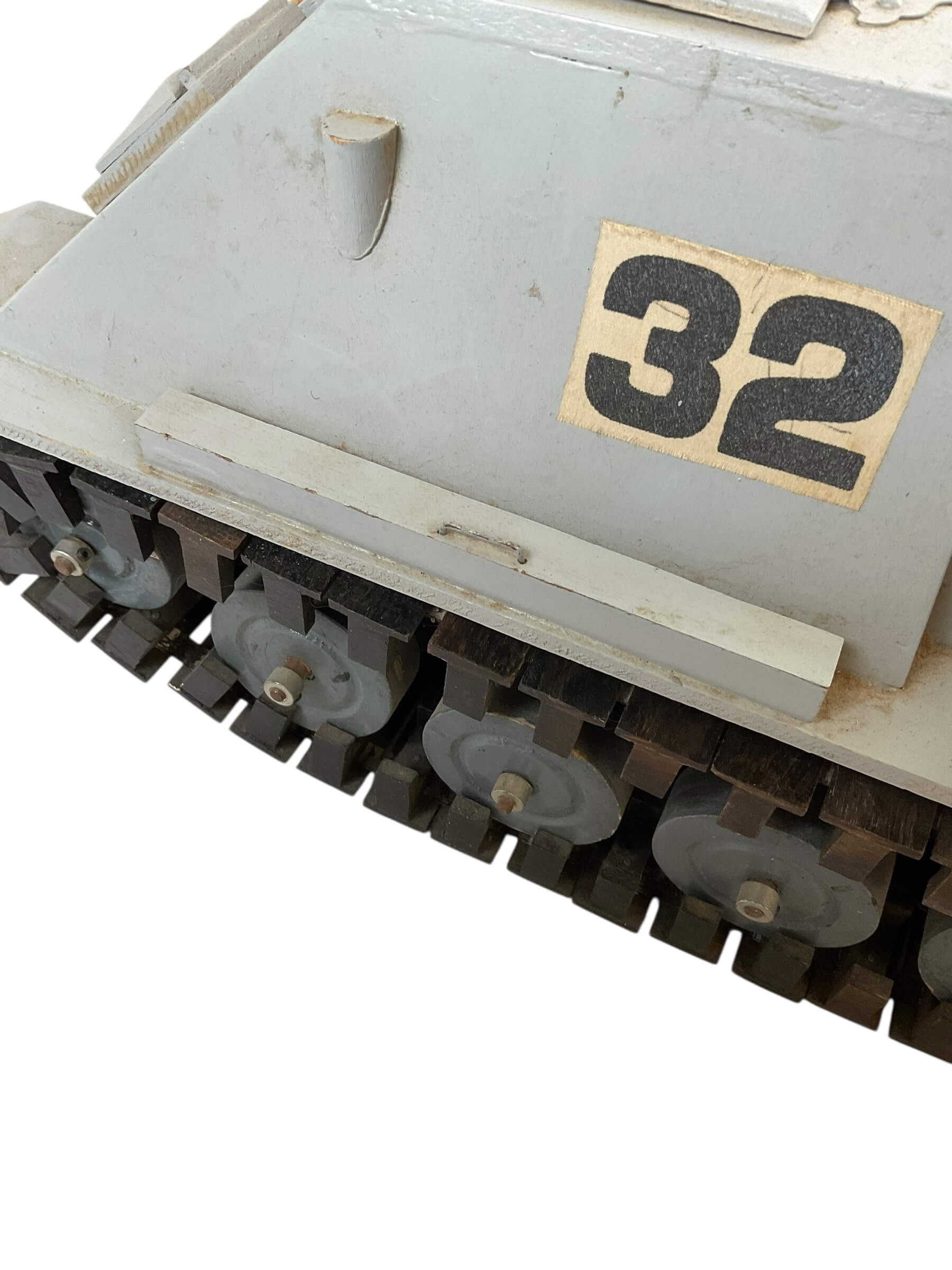 WW2 Russian Soviet Su100 Assault Gun Tank Wood Identification Model 22 X 10 X 9 WW2 Russian Soviet Su100 Assault Gun Tank Wood Identification Model 22 X 10 X 9