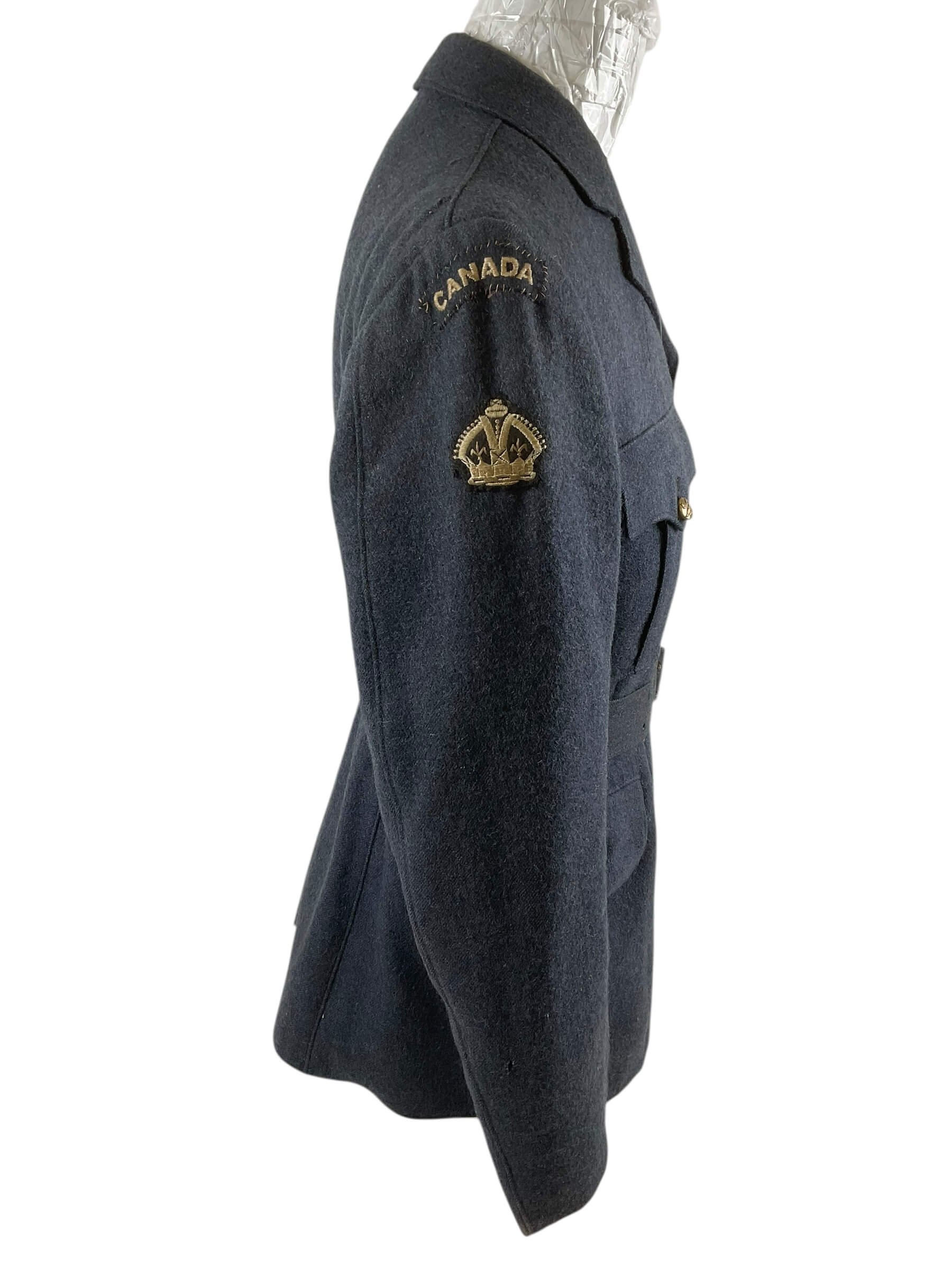 WW2 Canadian RCAF Flight Sergeant's 4 Pocket Jacket Size 16 WW2 Canadian RCAF Flight Sergeant's 4 Pocket Jacket Size 16