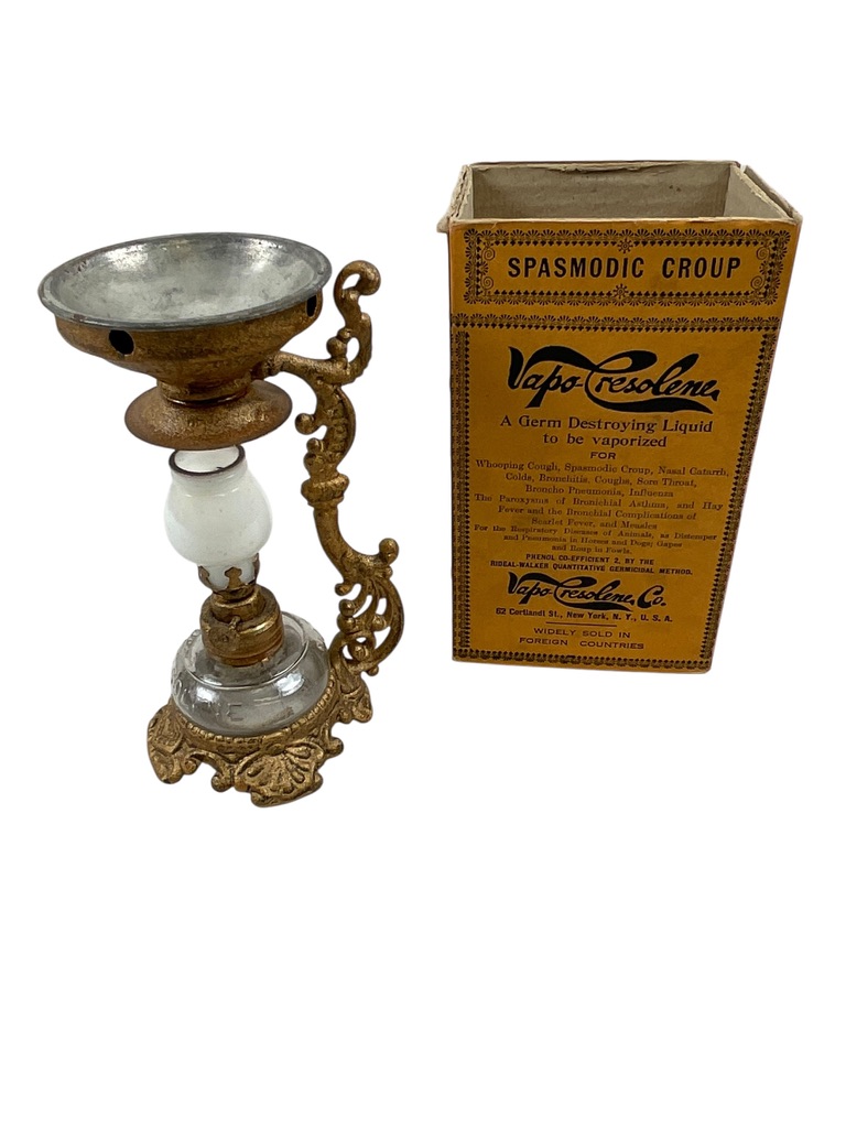 Vapo-Medical Vaporizer With Original Class Lamp and Shade in Original Box Vapo-Medical Vaporizer With Original Class Lamp and Shade in Original Box