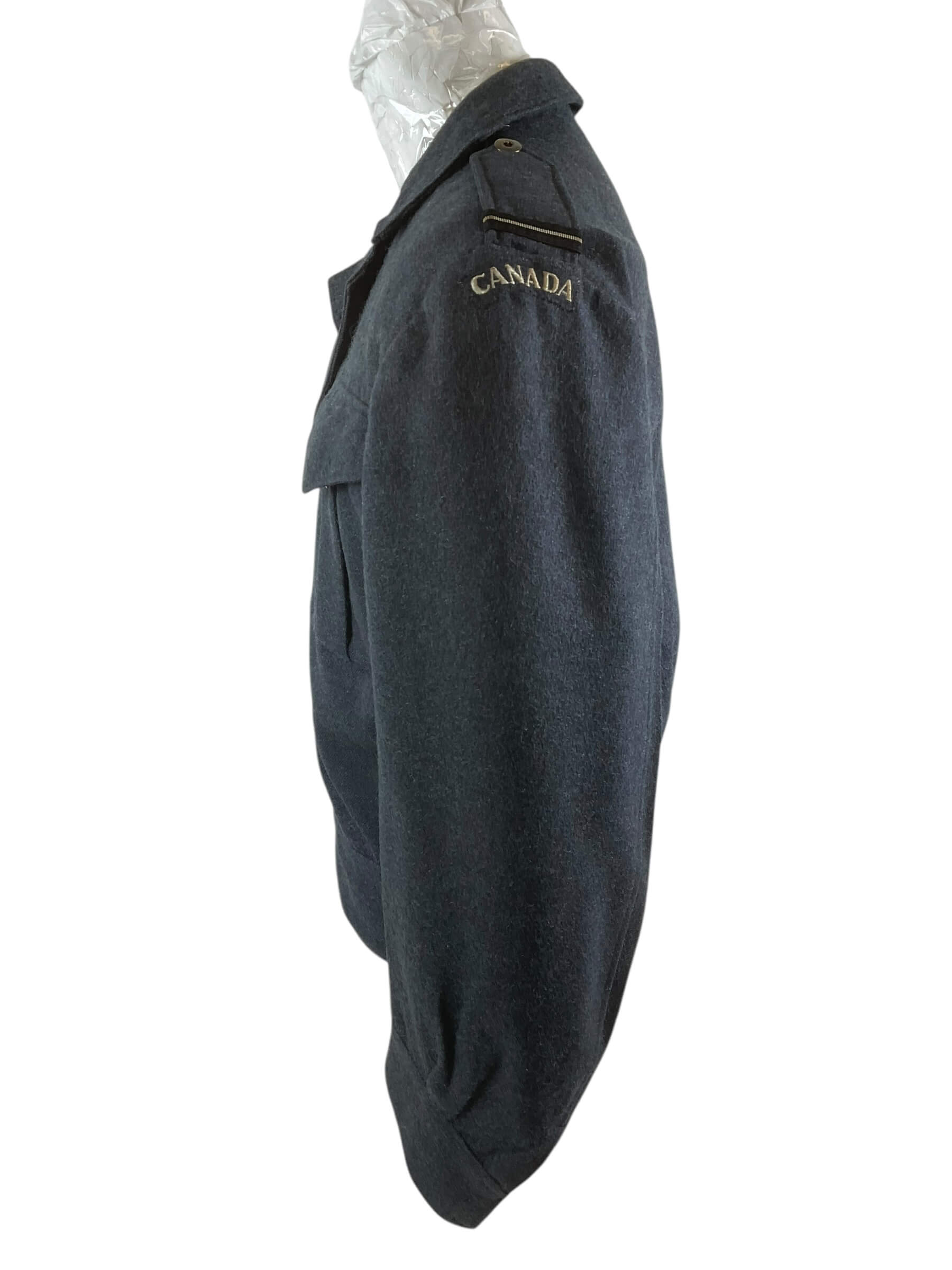 WW2 Canadian RCAF Officers Battle Dress Jacket With Trousers WW2 Canadian RCAF Officers Battle Dress Jacket With Trousers