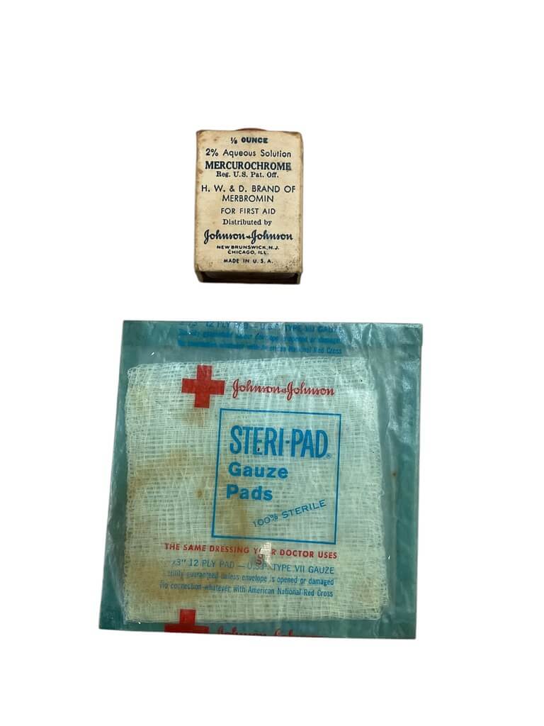 WW2 US Boy Scouts of America First Aid Kit In Metal Tin With Contents WW2 US Boy Scouts of America First Aid Kit In Metal Tin With Contents