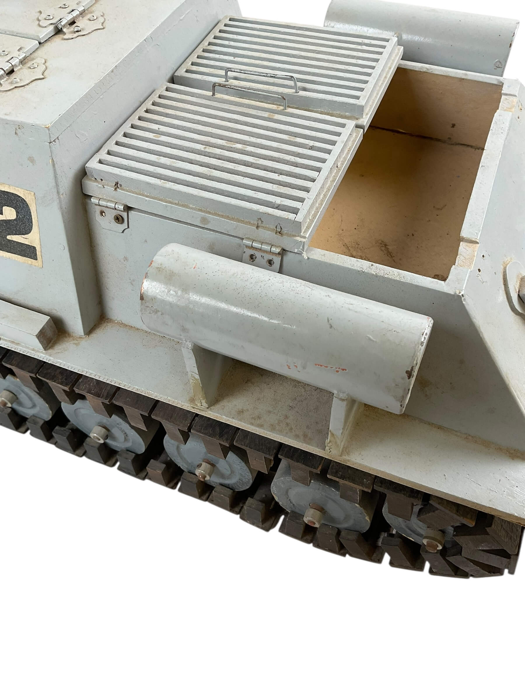 WW2 Russian Soviet Su100 Assault Gun Tank Wood Identification Model 22 X 10 X 9 WW2 Russian Soviet Su100 Assault Gun Tank Wood Identification Model 22 X 10 X 9