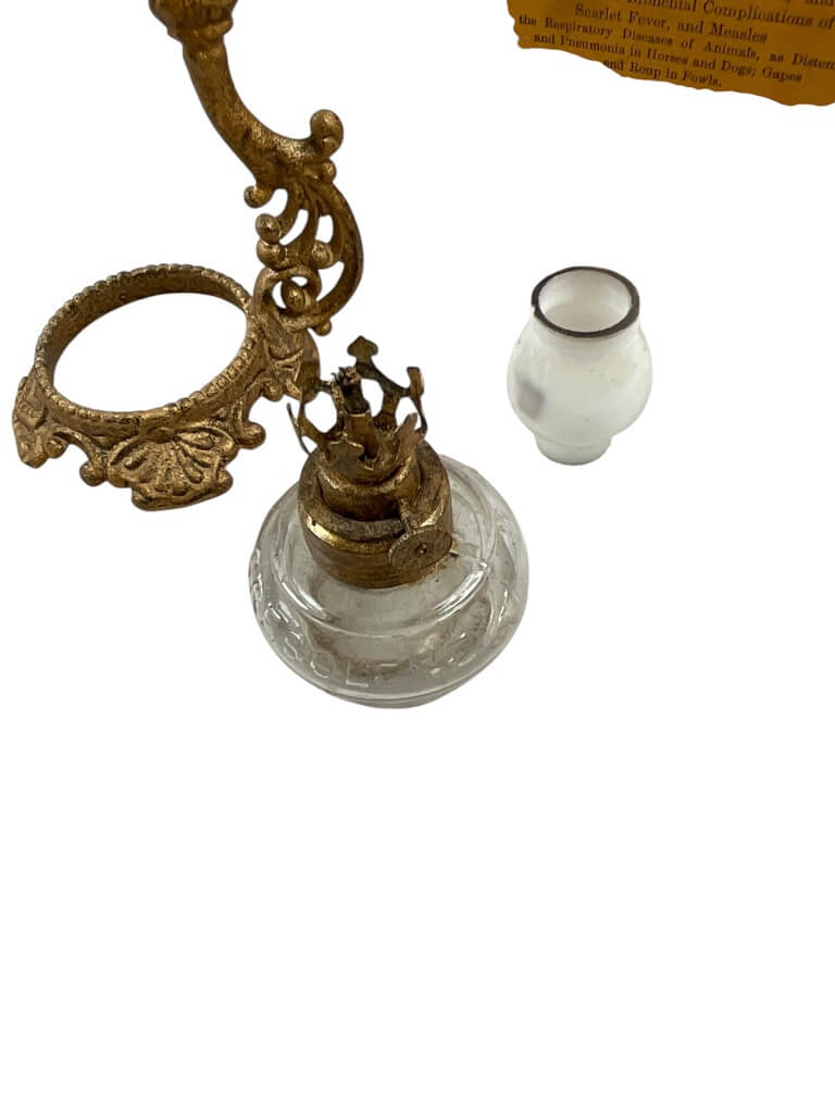 Vapo-Medical Vaporizer With Original Class Lamp and Shade in Original Box Vapo-Medical Vaporizer With Original Class Lamp and Shade in Original Box