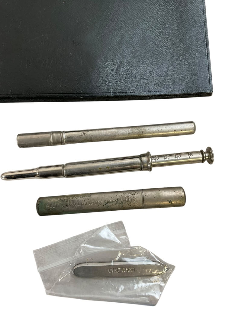 WW1 US Becton Dickinson Nurses Kit Bag In Black Case With Contents In Original Box WW1 US Becton Dickinson Nurses Kit Bag In Black Case With Contents In Original Box