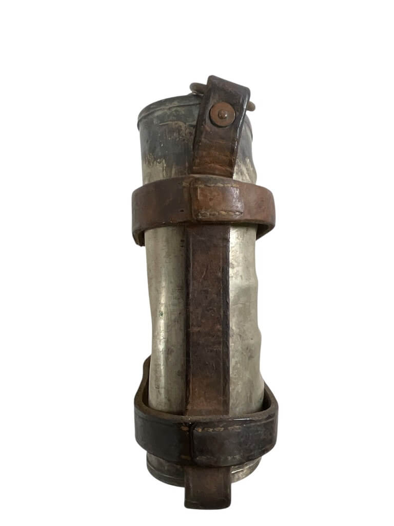 WW1 Canadian CEF Dismounted Pattern Canteen and Carrier WW1 Canadian CEF Dismounted Pattern Canteen and Carrier
