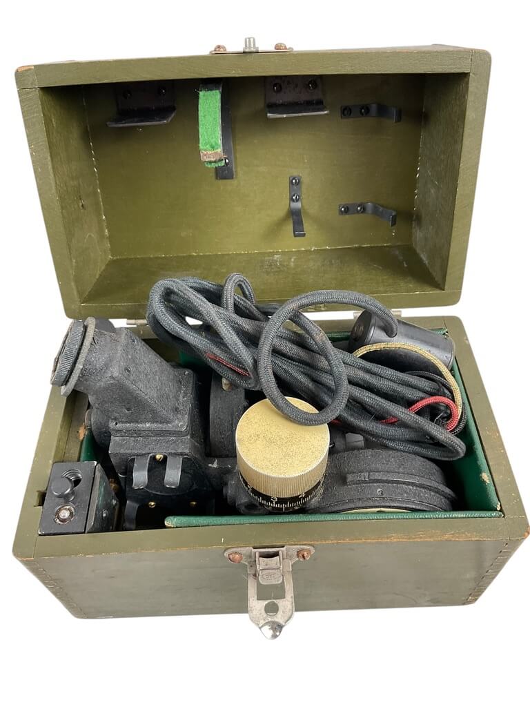 WW2 US USN Navy Aircraft Octant In Box WW2 US USN Navy Aircraft Octant In Box