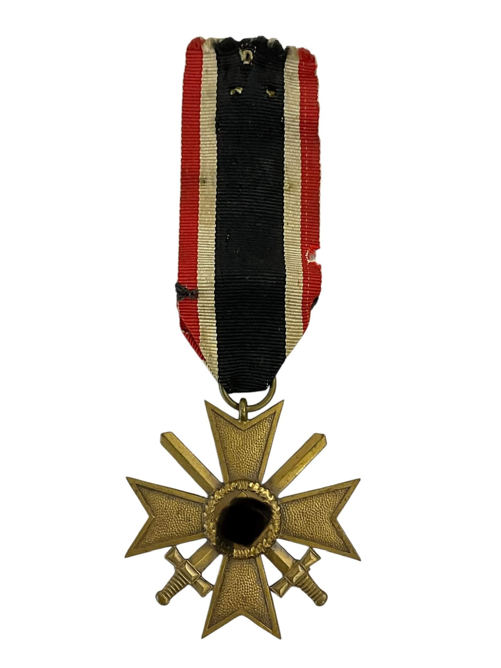 WW2 German War Merit Cross With Swords Maker 95 Adolf Scholze WW2 German War Merit Cross With Swords Maker 95 Adolf Scholze
