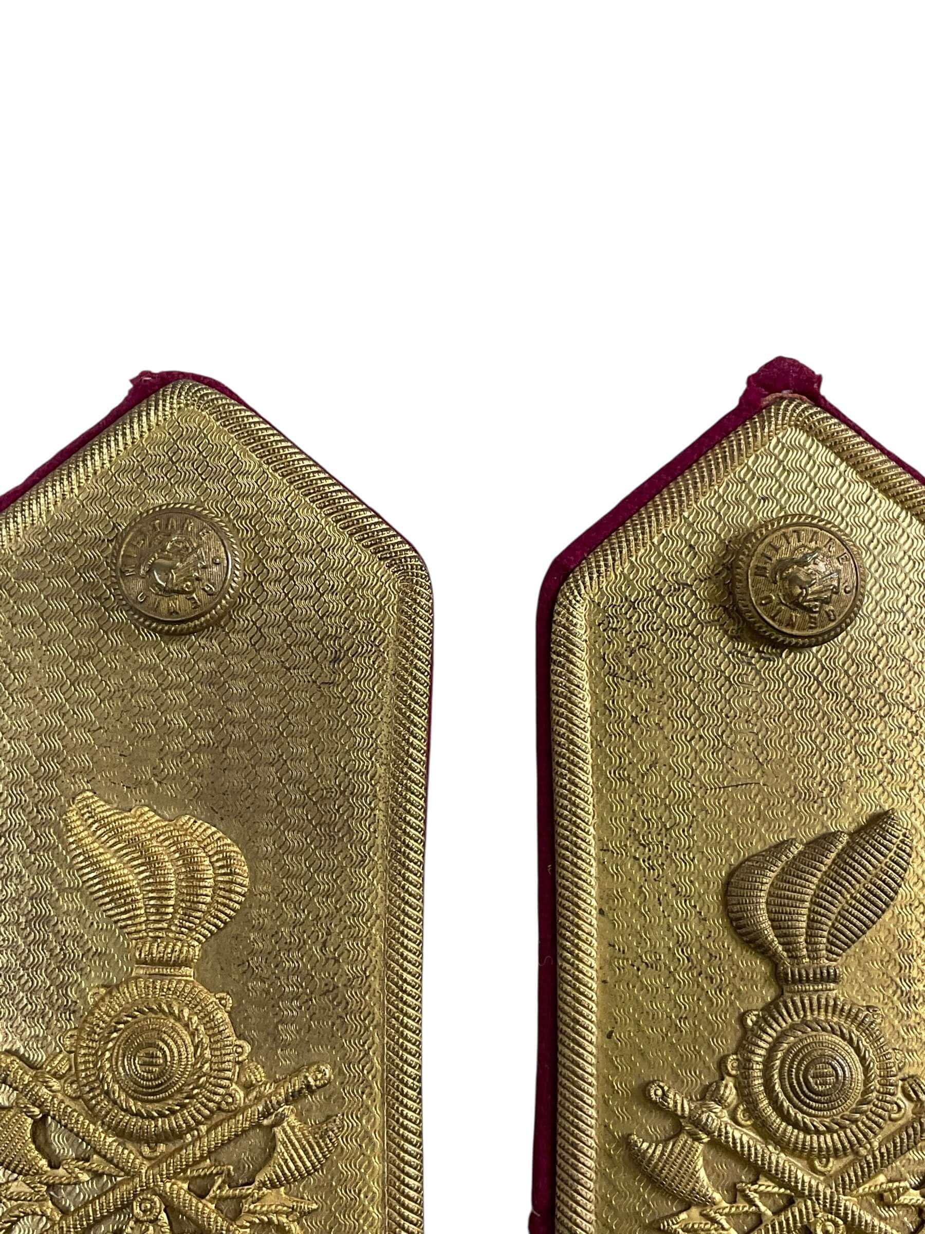 WW2 Italian Engineer Officers Shoulder Boards Pair WW2 Italian Engineer Officers Shoulder Boards Pair