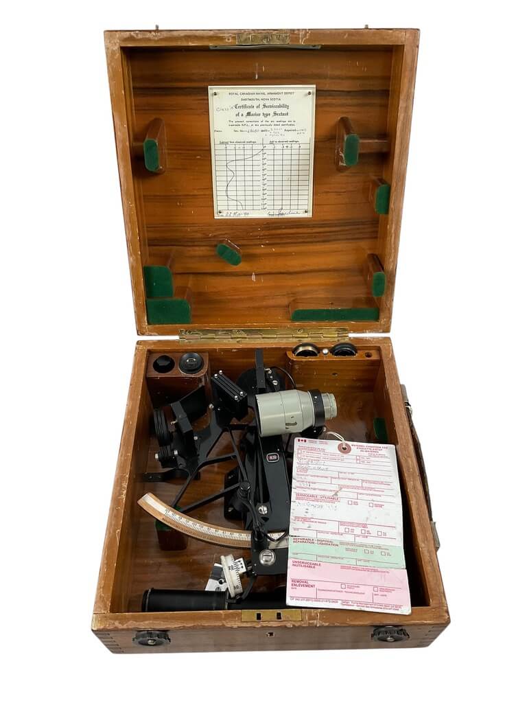 Canadian RCN Navy Marine Sextant In Box Canadian RCN Navy Marine Sextant In Box
