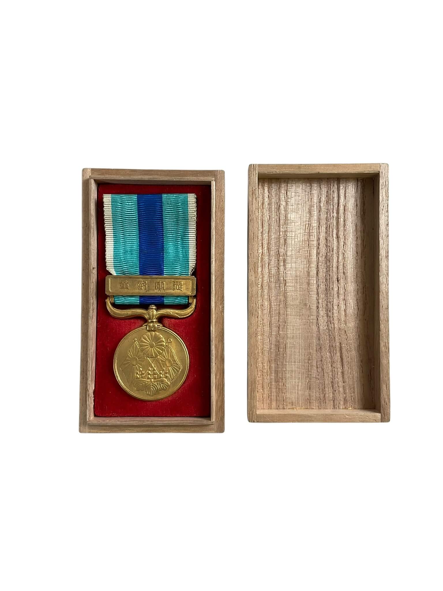 WW1 Imperial Japanese Russo-Japanese War Full Size Medal In Case WW1 Imperial Japanese Russo-Japanese War Full Size Medal In Case