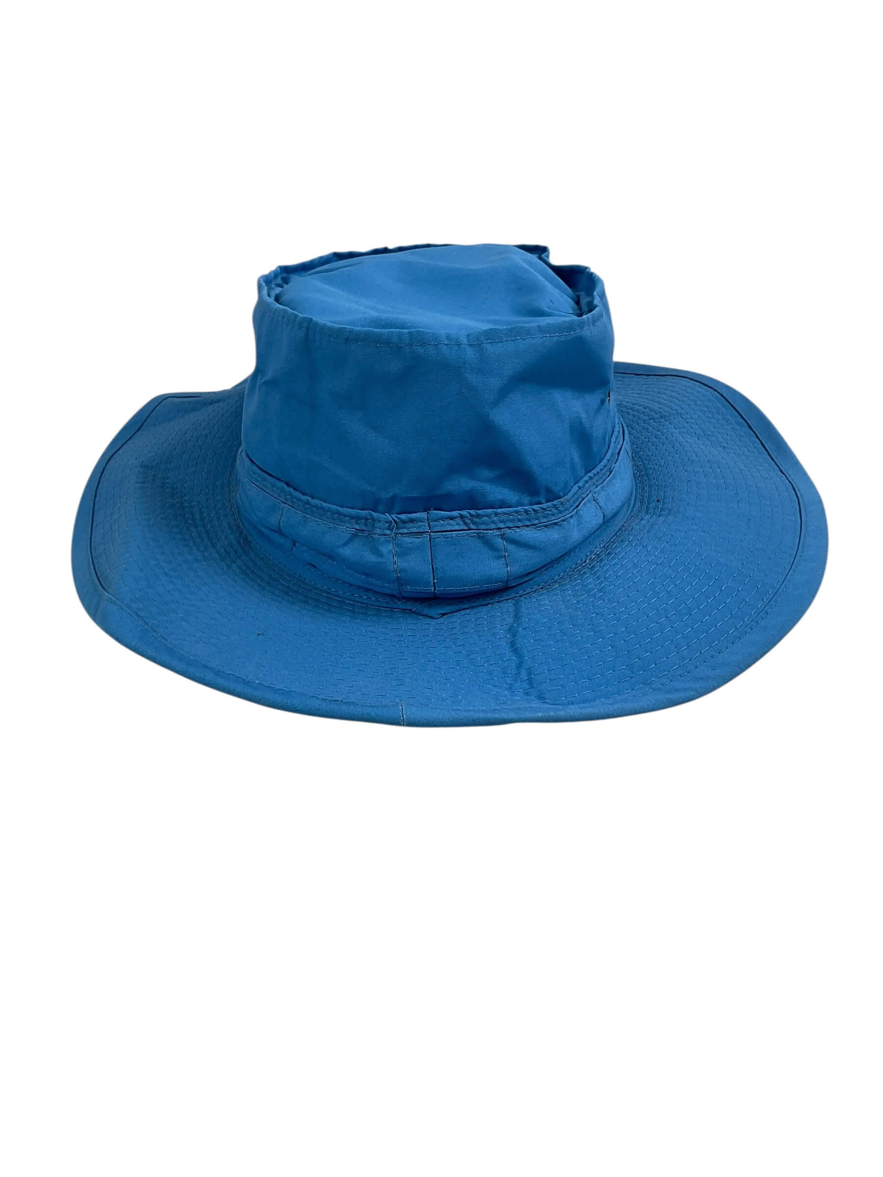 UN United Nations Blue Hills Tilley Size Medium UN United Nations Blue Hills Tilley Size Medium