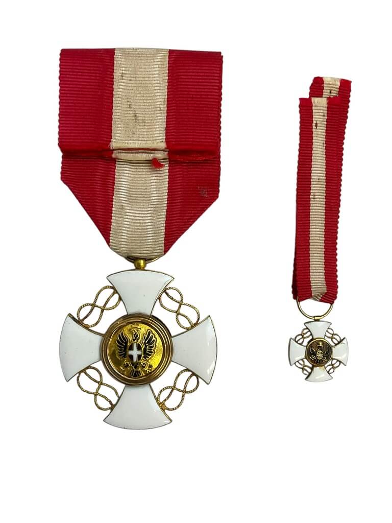 WW2 Italian Order of the Crown Full Size With Miniature Medal WW2 Italian Order of the Crown Full Size With Miniature Medal