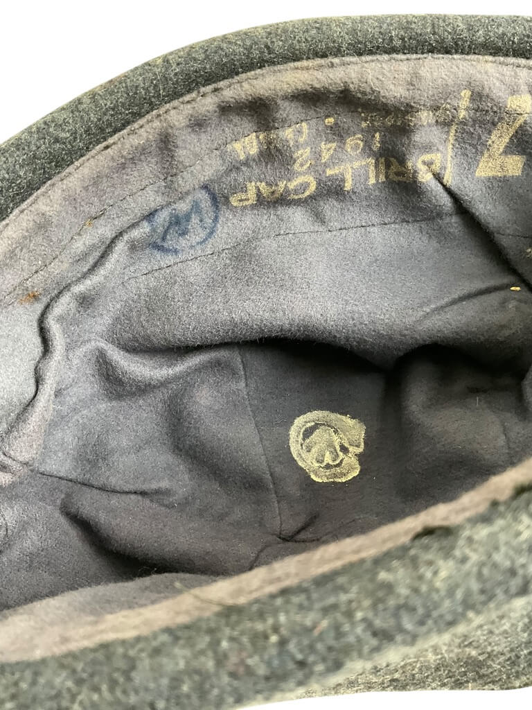 WW2 Canadian RCAF Size 7 Winter Dated 1942 WW2 Canadian RCAF Size 7 Winter Dated 1942