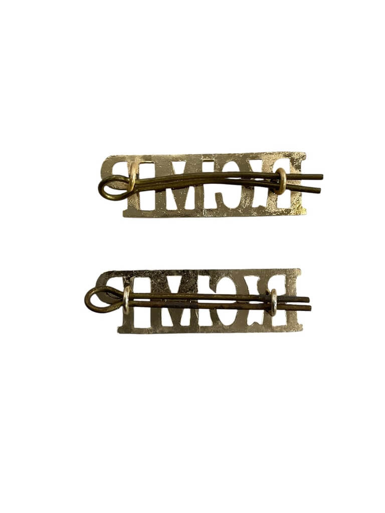 Royal Canadian Mounted Police RCMP Staybright Shoulder Titles Insignia Pair Royal Canadian Mounted Police RCMP Staybright Shoulder Titles Insignia Pair