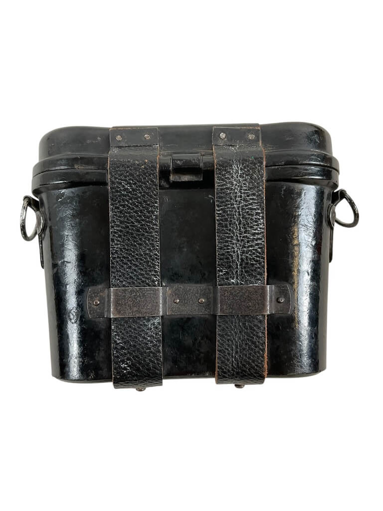 WW2 German 6 X 30 Binoculars With Bakelite Case WW2 German 6 X 30 Binoculars With Bakelite Case