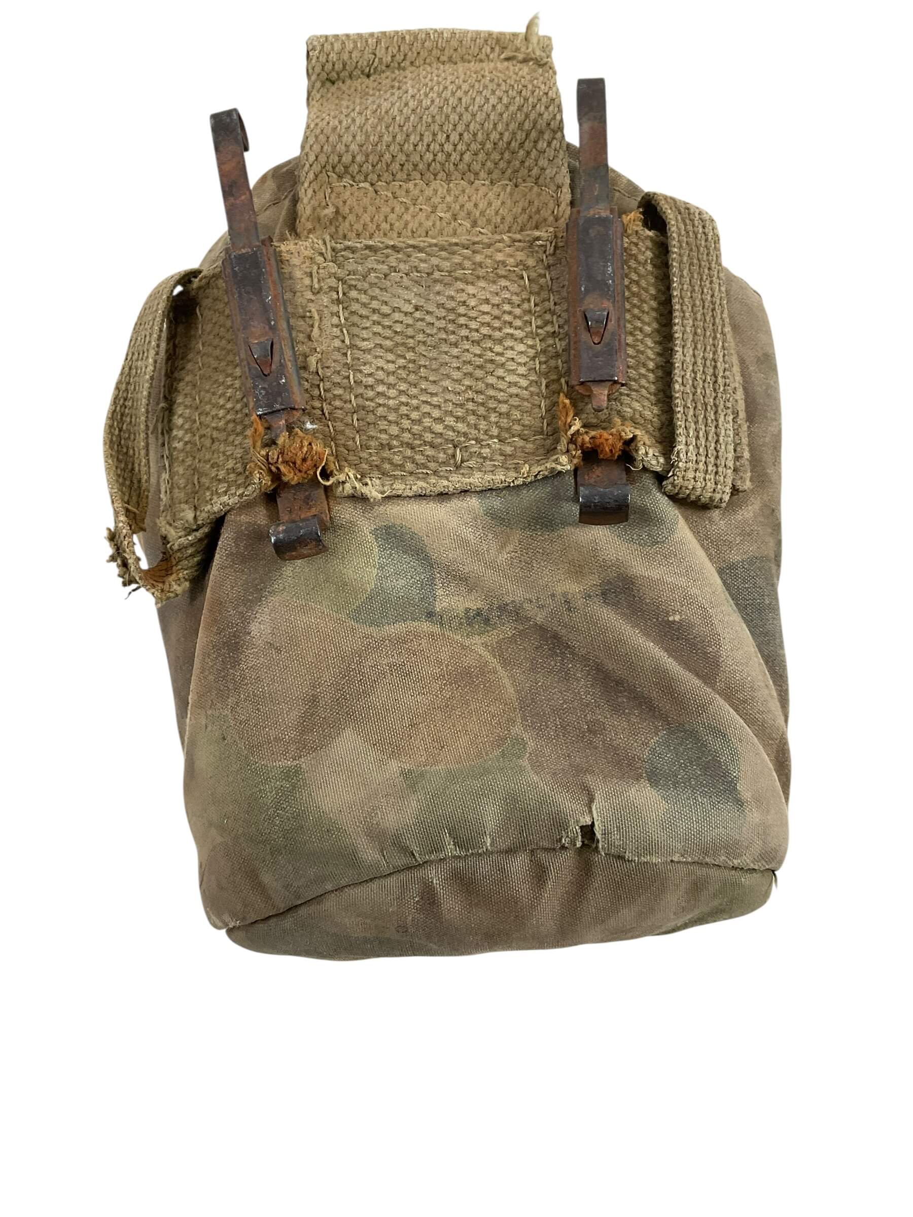 Australian Heart Camouflage Canteen With Cover Australian Heart Camouflage Canteen With Cover