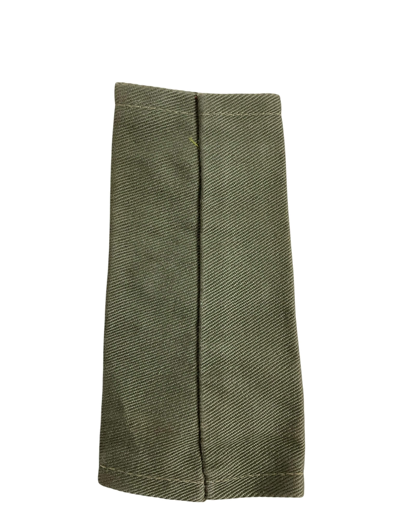 Canadian Army Korean War Medical Captain Slip-On Shoulder Board Single Canadian Army Korean War Medical Captain Slip-On Shoulder Board Single