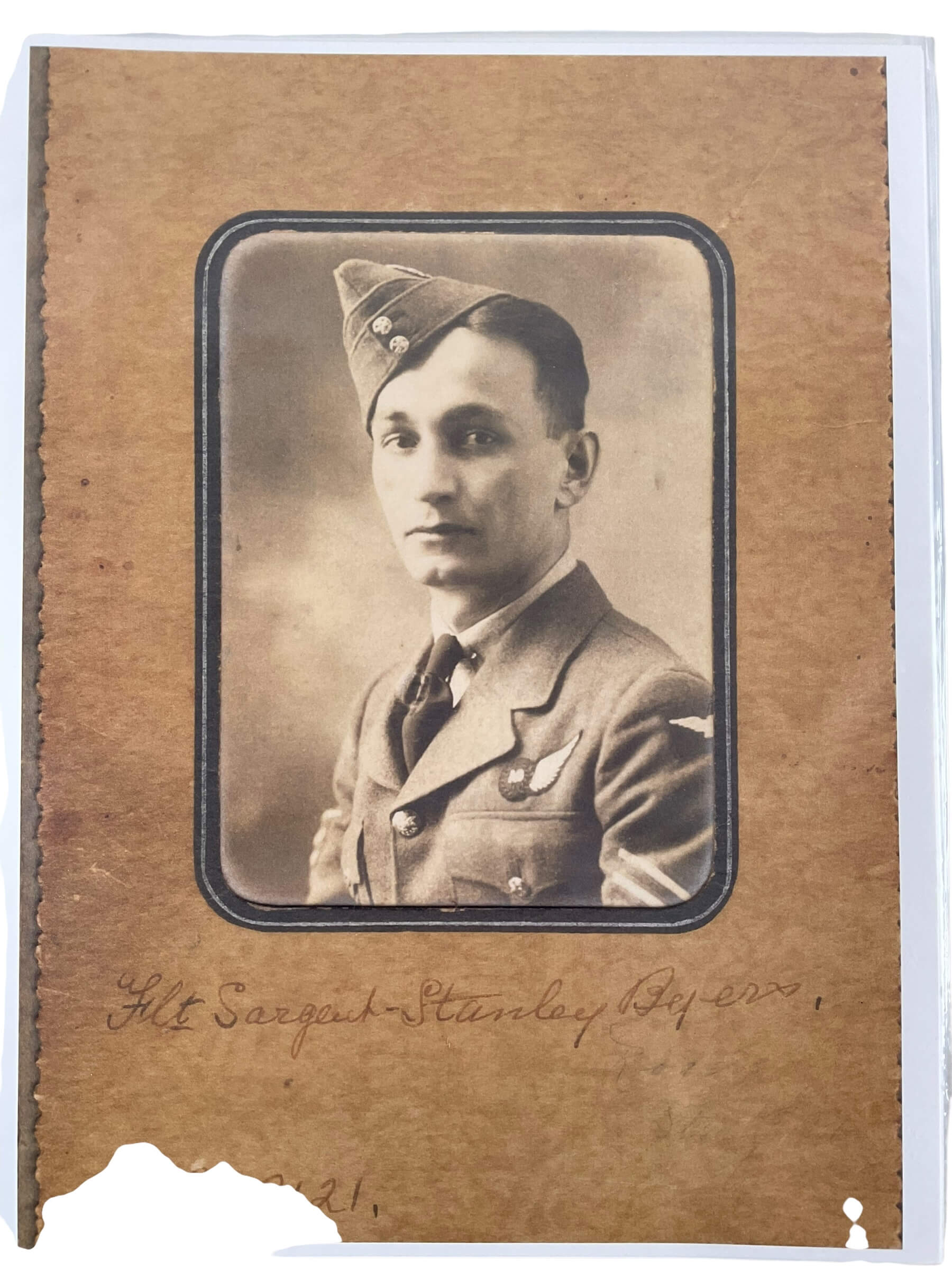 WW2 Canadian RCAF Memorial Cross F/S W.H.S. Byers KIA With Research WW2 Canadian RCAF Memorial Cross F/S W.H.S. Byers KIA With Research