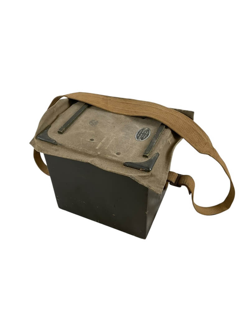 WW2 Canadian Army Signalling Lamp Short Range In Box WW2 Canadian Army Signalling Lamp Short Range In Box