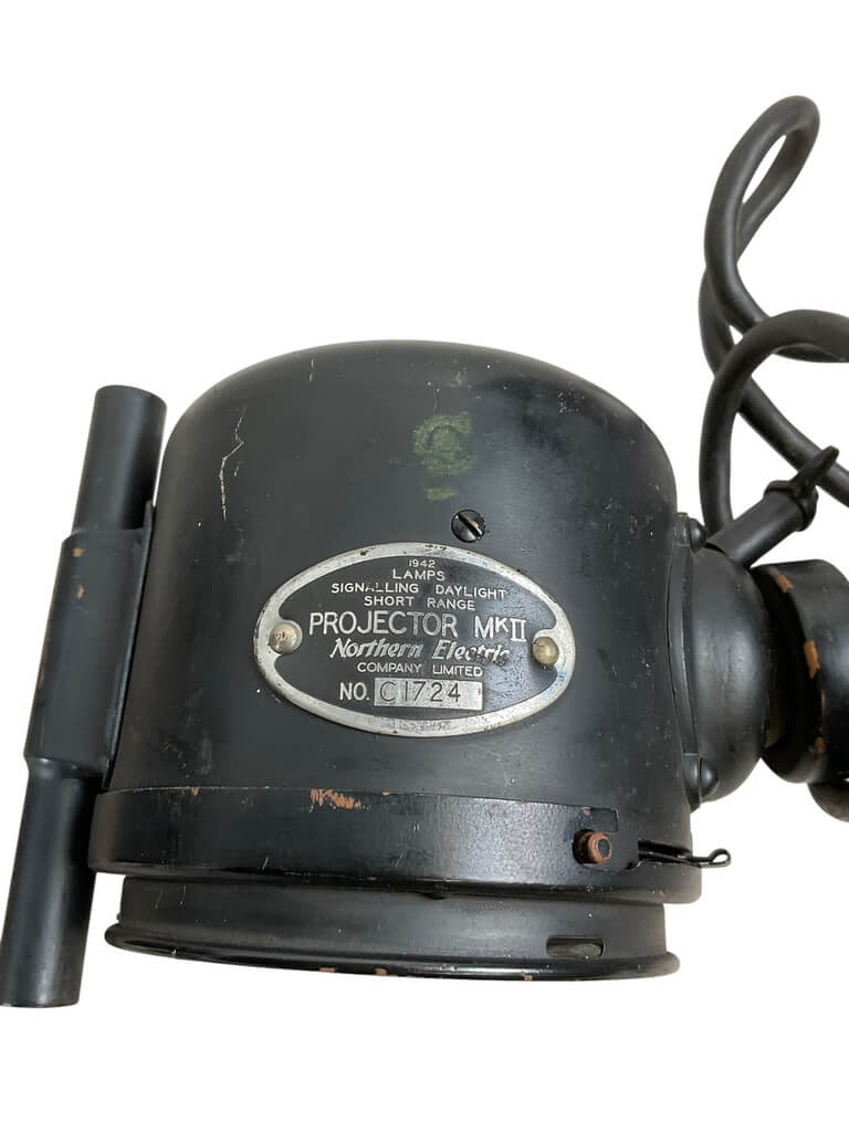 WW2 Canadian Army Signalling Lamp Short Range In Box WW2 Canadian Army Signalling Lamp Short Range In Box