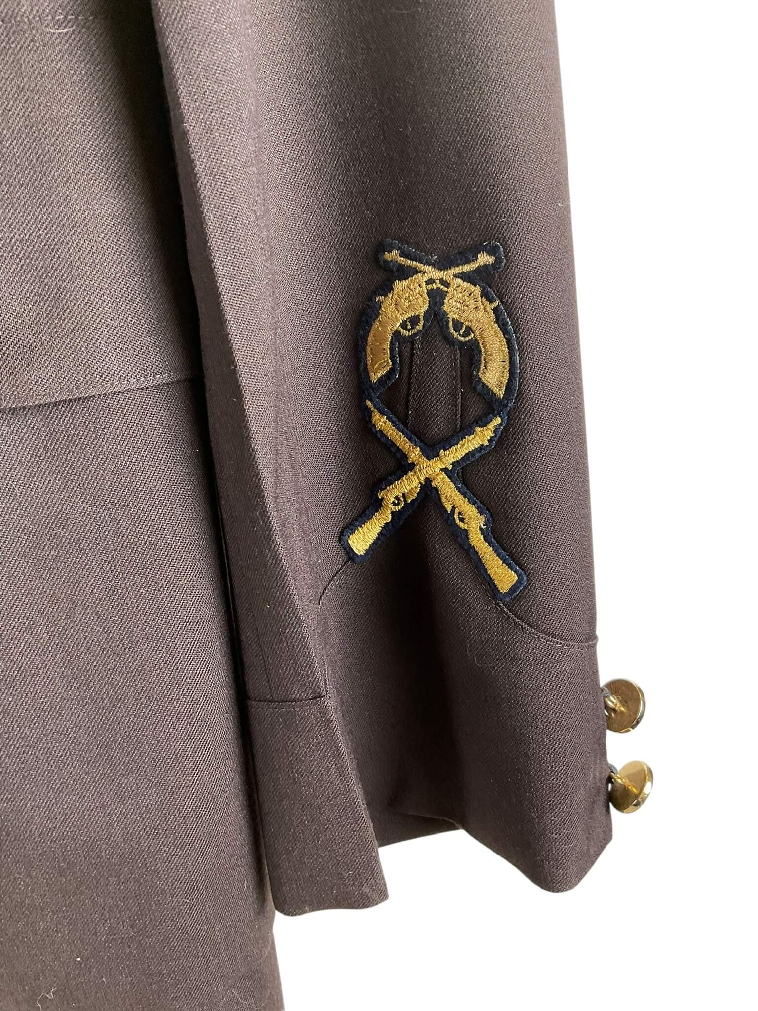 Royal Canadian Mounted Police RCMP Brown Jacket Tunic 44 Chest Royal Canadian Mounted Police RCMP Brown Jacket Tunic 44 Chest