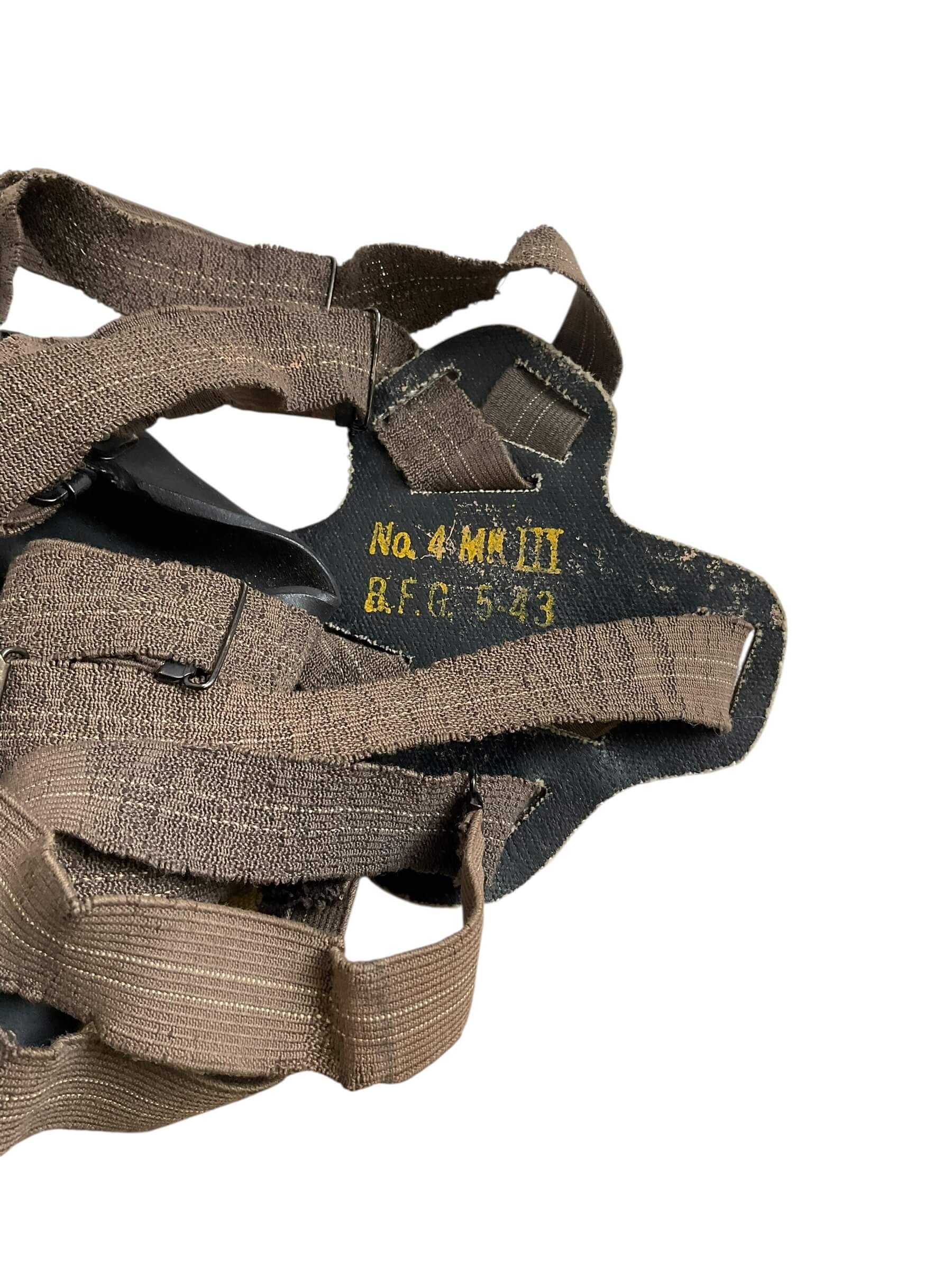 WW2 Canadian Army Respirator With Bag Dated 1943 WW2 Canadian Army Respirator With Bag Dated 1943