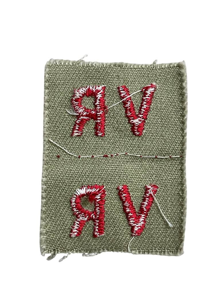 WW2 Canadian RCAF Volunteer Reserve Patches Insignia Pair UNCUT WW2 Canadian RCAF Volunteer Reserve Patches Insignia Pair UNCUT