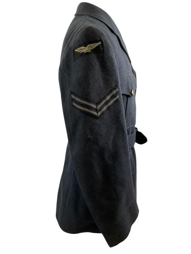 WW2 Canadian RCAF Corporal's 4 Pocket Service Dress Size 16 Dated 1941 WW2 Canadian RCAF Corporal's 4 Pocket Service Dress Size 16 Dated 1941
