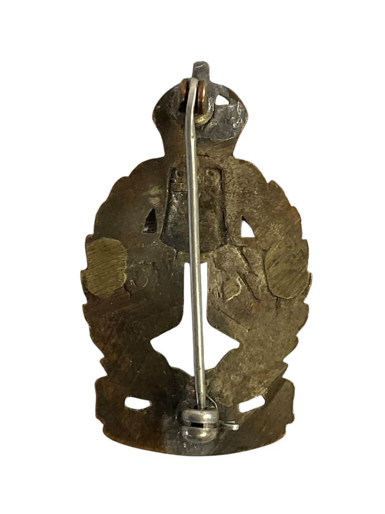 WW2 Royal Canadian Electrical Mechanical Engineers RCEME Officers Collar Insignia Single WW2 Royal Canadian Electrical Mechanical Engineers RCEME Officers Collar Insignia Single