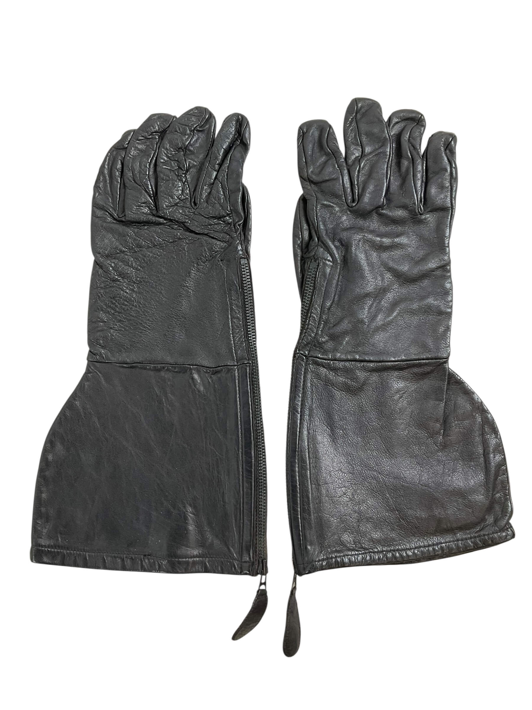 WW2 Canadian RCAF Type E Black Leather Flying Gloves Size Large Dated 1943 WW2 Canadian RCAF Type E Black Leather Flying Gloves Size Large Dated 1943