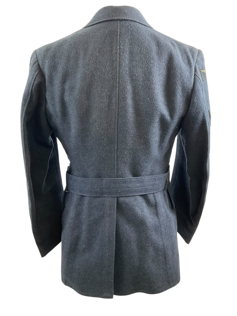 WW2 Canadian RCAF Corporal's 4 Pocket Service Dress Size 16 Dated 1941 WW2 Canadian RCAF Corporal's 4 Pocket Service Dress Size 16 Dated 1941