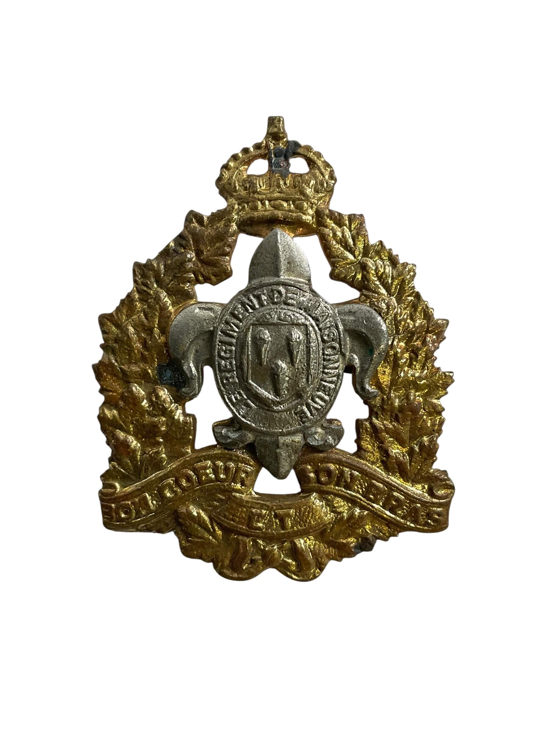 WW2 Canadian Le Regiment De Maisonneuve Cap Badge 2 WW2 Canadian Le Regiment De Maisonneuve Cap Badge 2