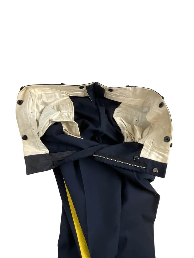 Royal Canadian Mounted Police RCMP Trousers 32 W X 30 L Royal Canadian Mounted Police RCMP Trousers 32 W X 30 L