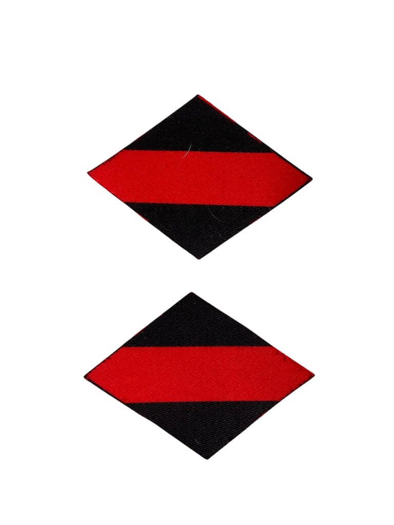 WW3 Canadian 1st Armoured Corps Canvas Shoulder Titles Insignia Pair WW3 Canadian 1st Armoured Corps Canvas Shoulder Titles Insignia Pair