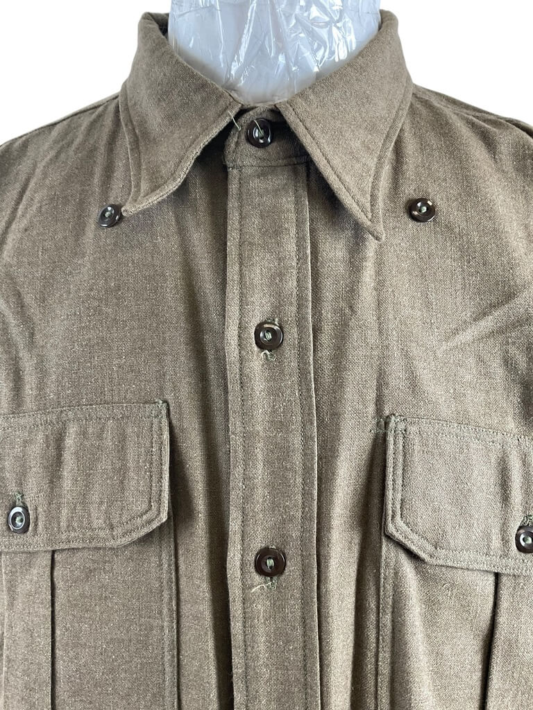 Canadian Army Korean War Shirt C Broad Arrowed Size 17 1/2 Canadian Army Korean War Shirt C Broad Arrowed Size 17 1/2